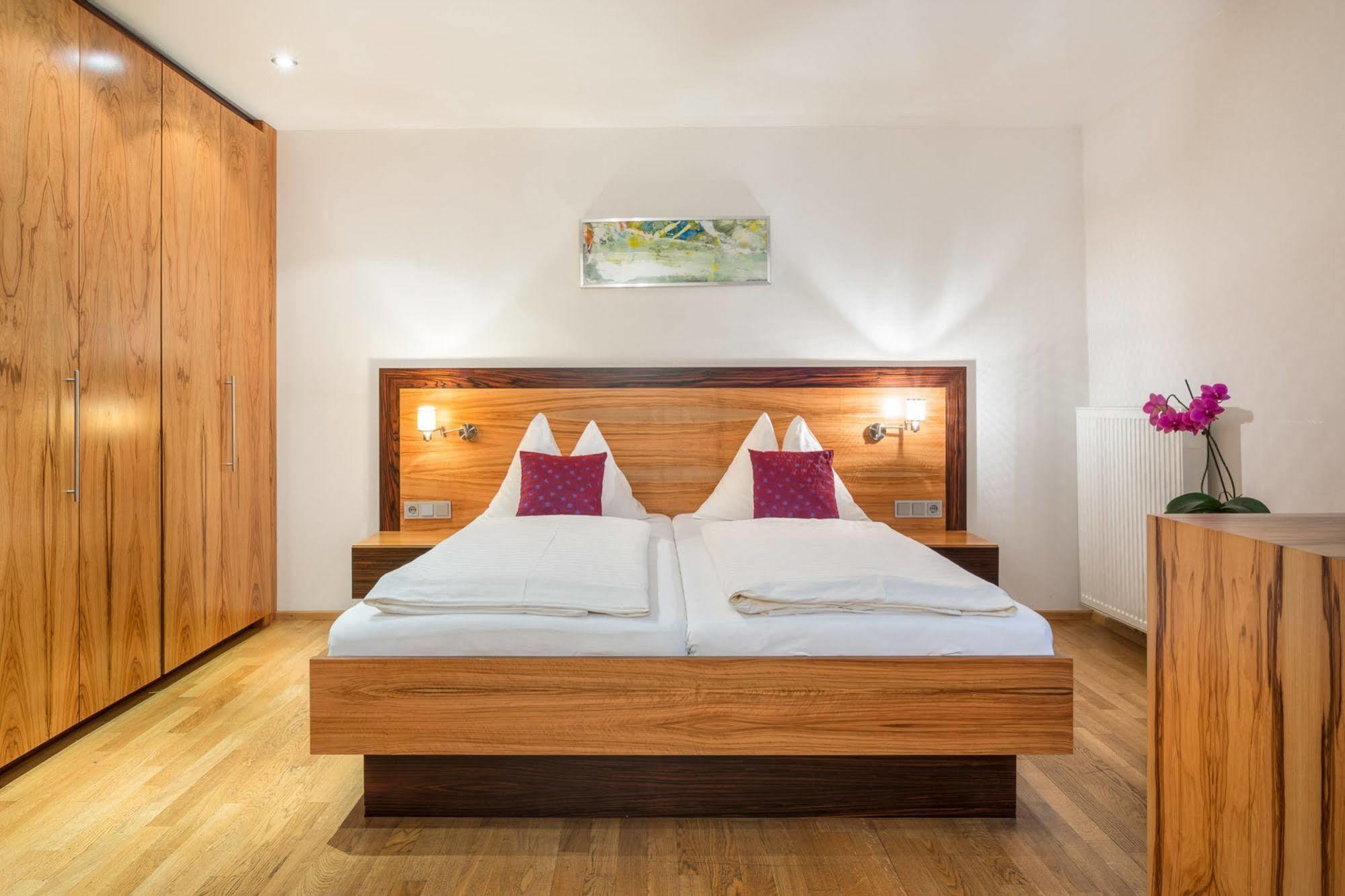 Hotel Badhaus زيل أم سي المظهر الخارجي الصورة